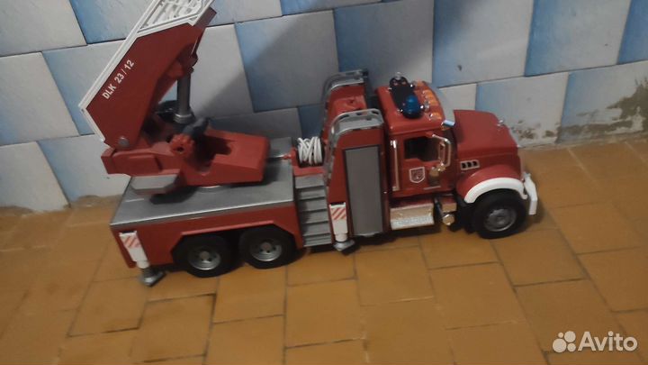 Пожарная машина bruder большая
