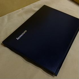 Отличный Lenovo 15,6/6/500/видео AMD R5 2Gb