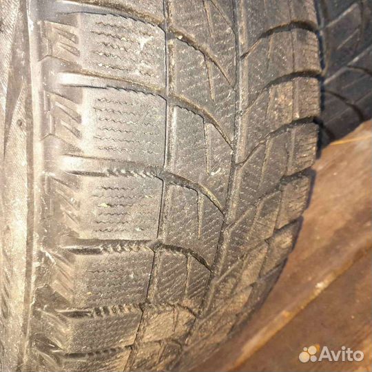 Bridgestone Blizzak Ice 205/55 R16