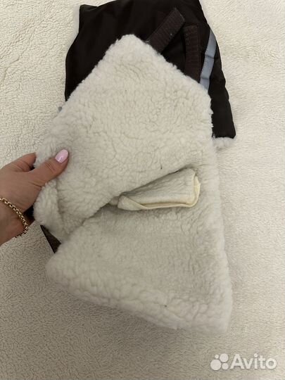 Муфты варежки на коляску на овчине коричневые