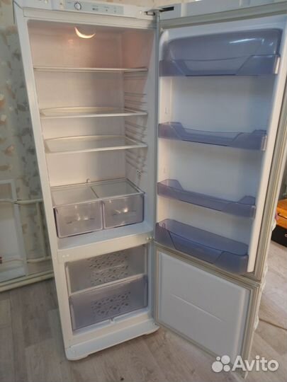 Холодильник бирюса 127