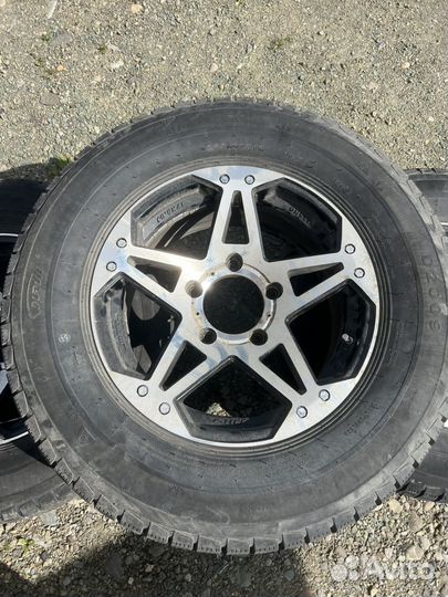 Литые диски r17 5x150 с резиной 265/70/17