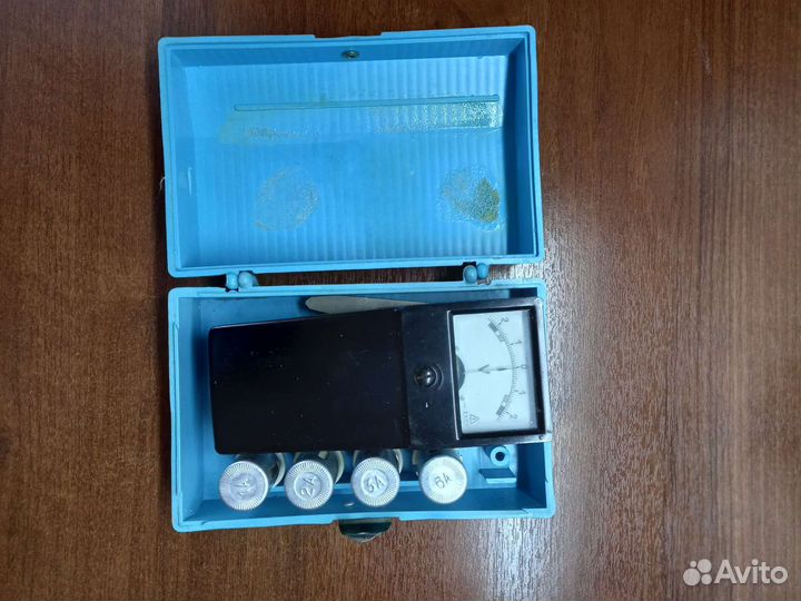 Вольтметр аккумуляторный М2033 (нагрузочная вилка)