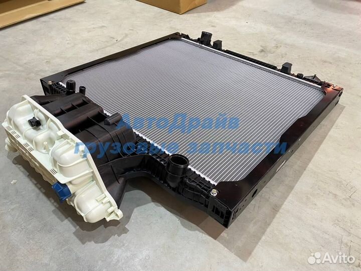 Радиатор Ман Тга Тгс Тгх с рамкой