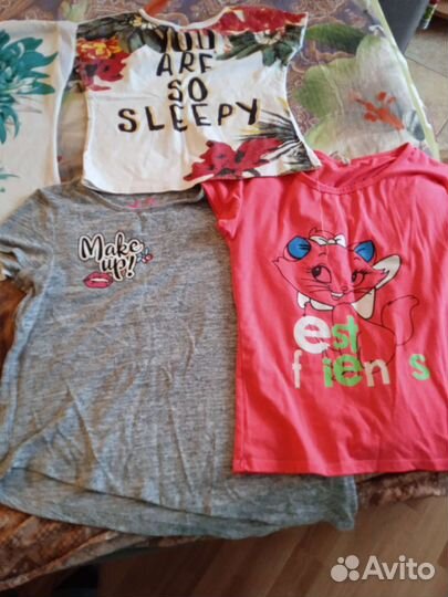 Продам футболки на девочку