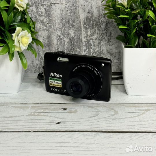 Компактный фотоаппарат Nikon S3200