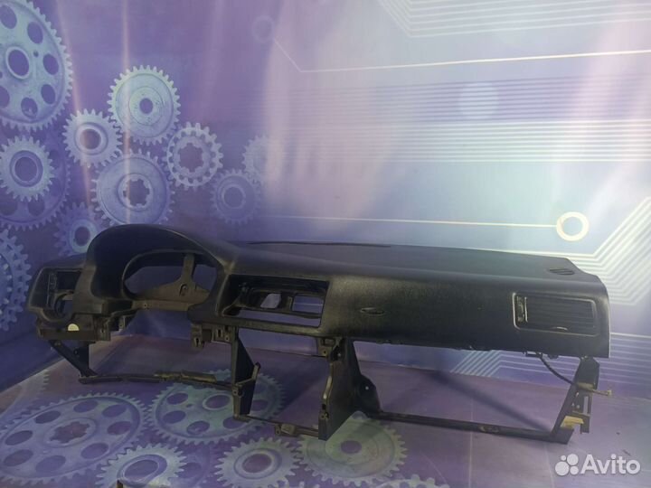 Панель приборов/торпедо Volkswagen Bora