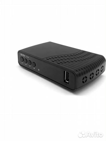 Цифровая приставка BarTon TH-563 на 20 тв каналов