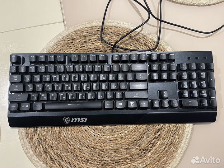 Игровая клавиатура MSI GK30