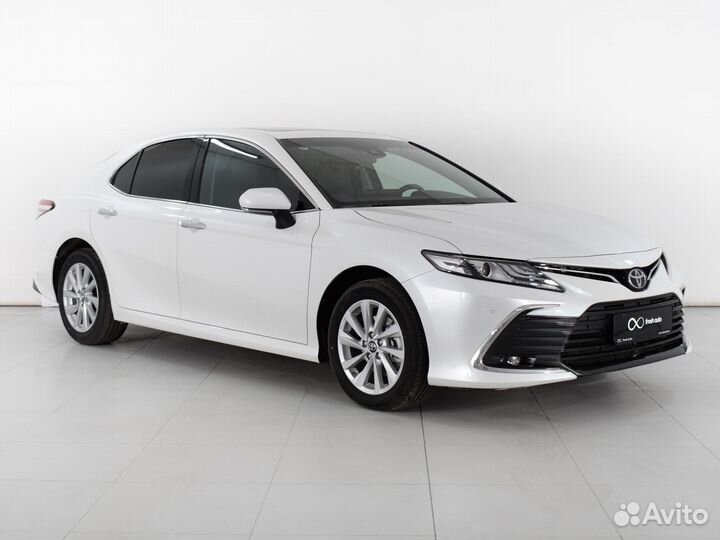 Toyota Camry, 2022