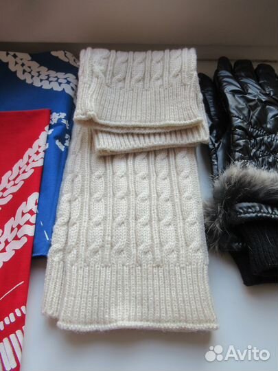 Вещи пакетом - перчатки, гетры, косметички, платки