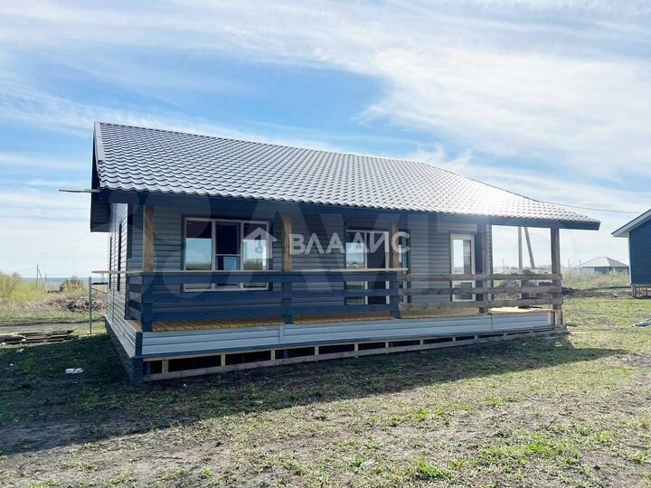 Дом 101,4 м² на участке 7,6 сот.