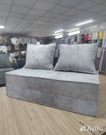 Бескаркасный Диван