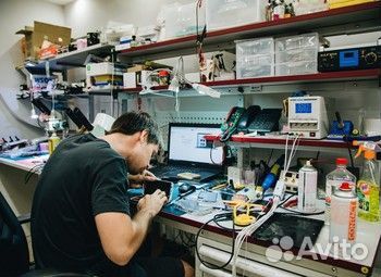 Ремонт iPhone, Samsung, Xiaomi, Honor, Huawei и др