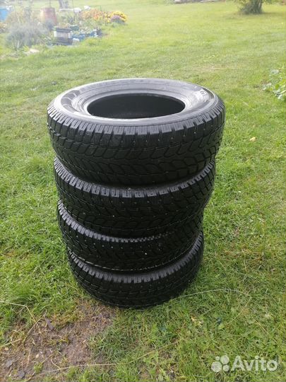 GT Radial Savero WT 235/70 R16