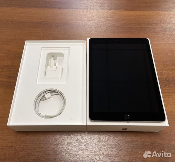 iPad(6-го поколения, 2018 год) 128Gb