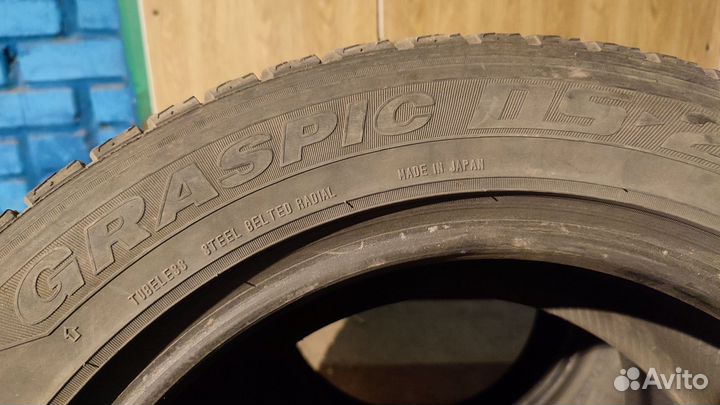 Dunlop Graspic DS2 215/55 R16 93