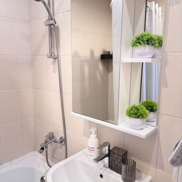 2-к. квартира, 55 м², 3 кровати