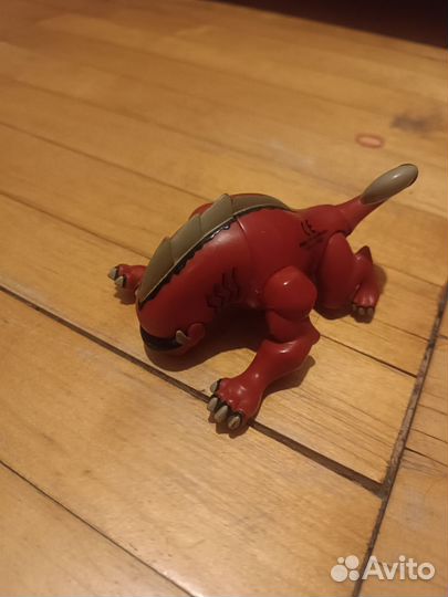 Фигурки супергероев из 