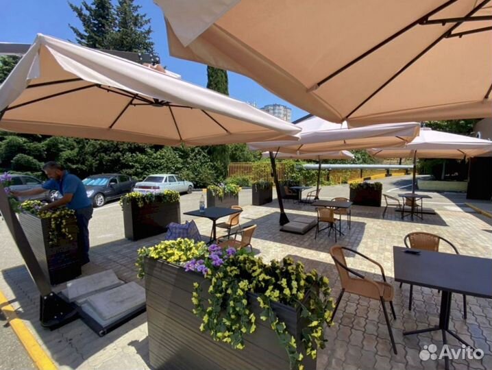 Зонт для дачи и сада. Зонт уличный боковой