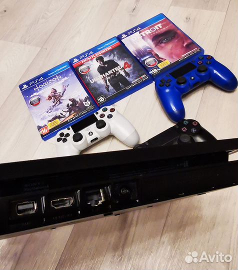 Sony PS4 Slim 1tb / 3 геймпада / игры