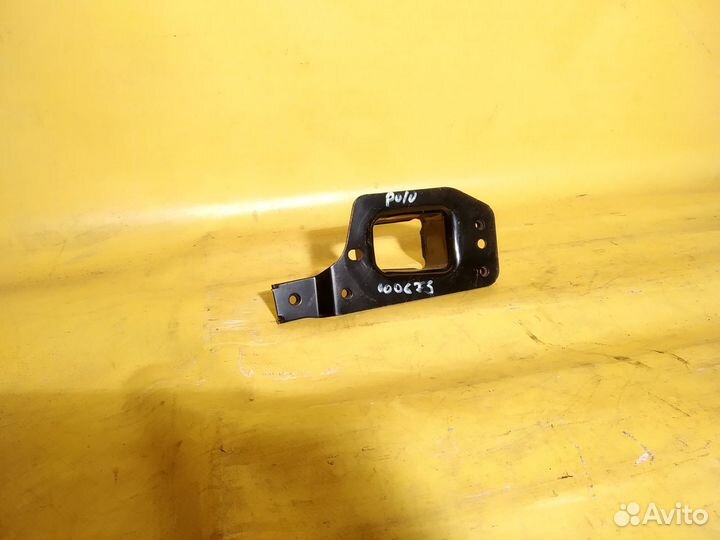 Кронштейн лонжерона передний левый VW Polo поло 5