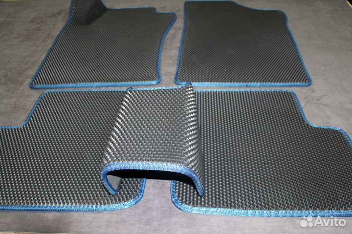 Автоковрики EVA для Toyota Avensis (1997-2003)