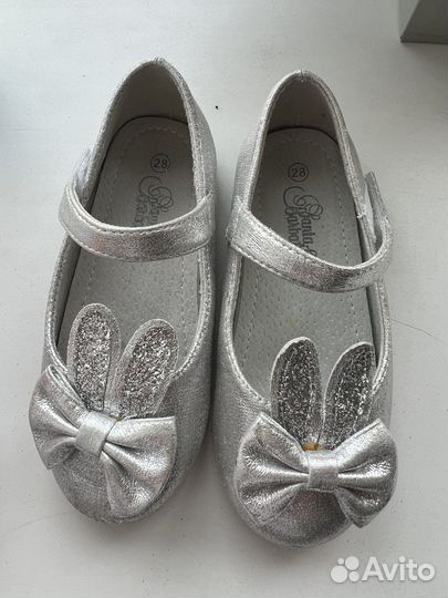 Обувь на девочку (ботинки,туфли)