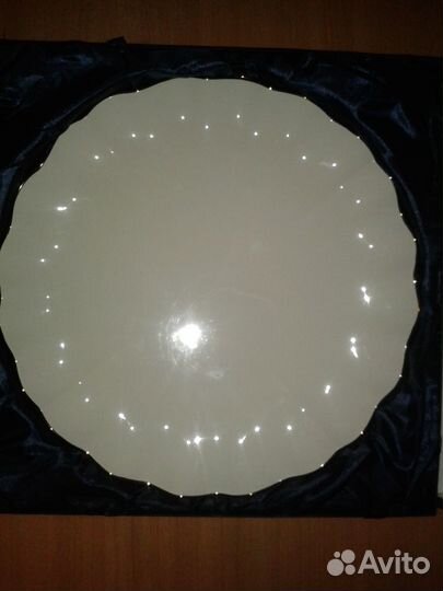 Блюдо новое (33*33*3,5 см) в упаковке