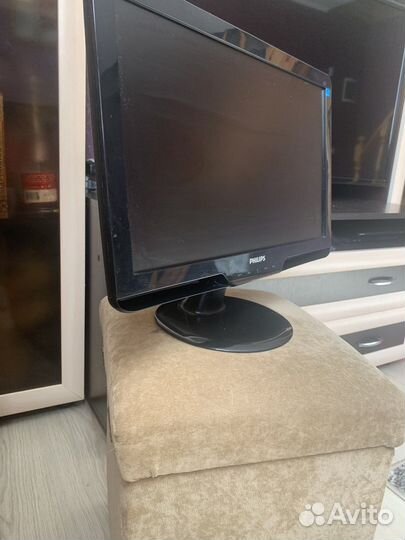 Монитор Philips