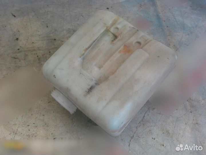 Бачок омывателя лобового стекла Peugeot 307 2001-2