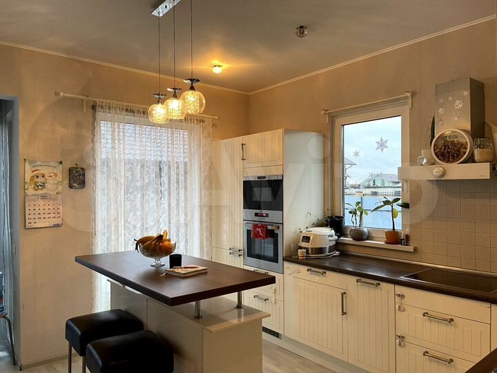 Коттедж 114 м² на участке 9 сот.