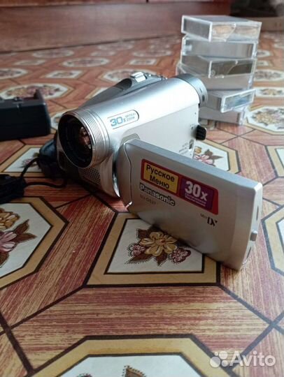 Видеокамера б/у
