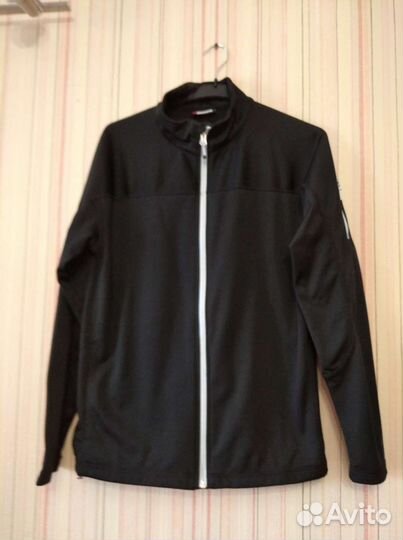 Спортивный костюм