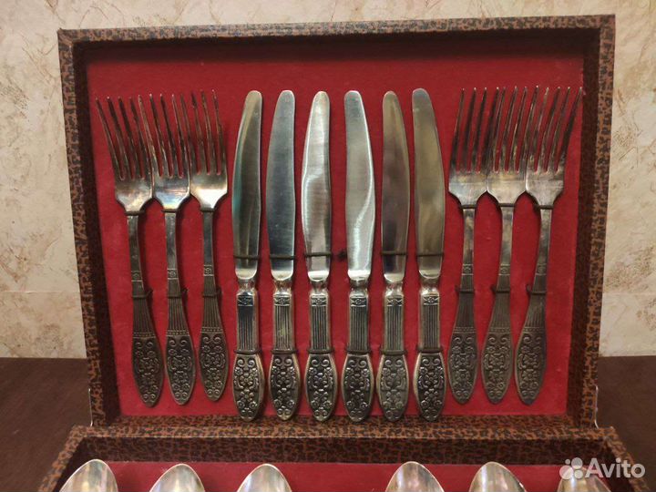 Набор столовых приборов мельхиор посеребренный