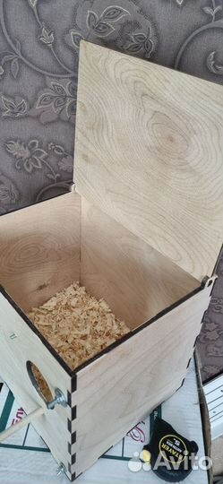 Гнездо для средних попугаев