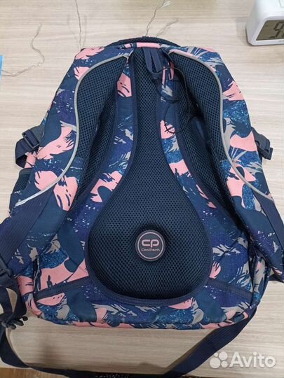 Рюкзак школьный