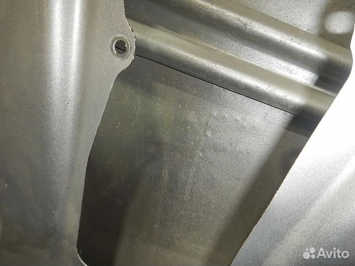 Дверь задняя правая Land Rover Discovery III