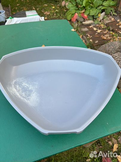 Туалет домик угловой