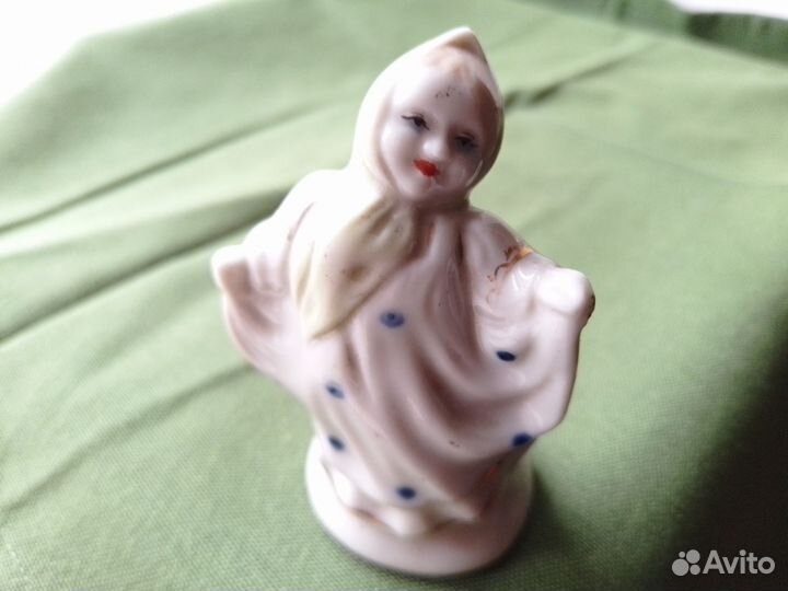 Статуэтка плясунья