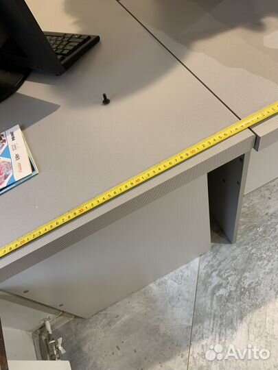 Стол для дома и офиса