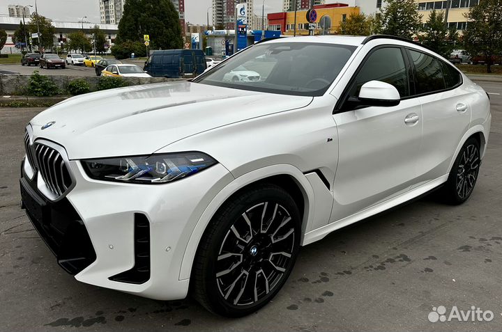 BMW X6 3.0 AT, 2023, 6 200 км