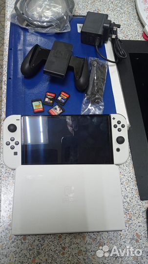 Игровая приставка Nintendo Switch oled HEG-001