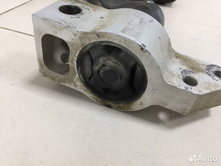 Рычаг передний левый, Volkswagen Tiguan (5N2) 2011