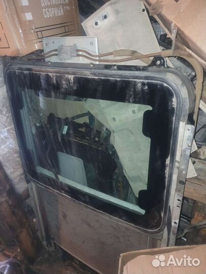 Люк задний MMC Delica