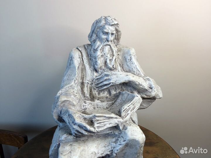 Г. Левицкая скульптура «Сергей Коненков»