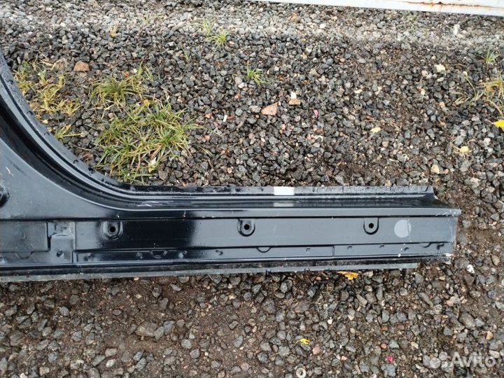 Порог кузова правый Toyota Camry XV50 55 2.0 2016