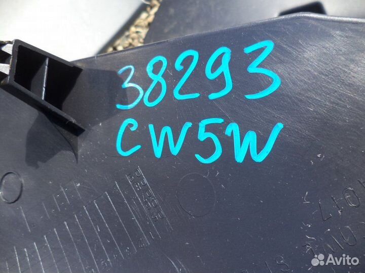 Пластик салона Mitsubishi Outlander CW5W 4B12