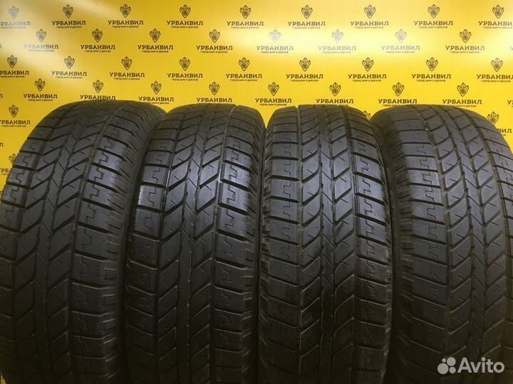 Michelin 4x4 Synchrone 235/75 R15 105T