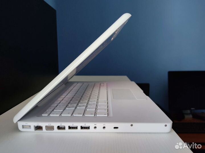 MacBook A1181 полный оригинал, идеал. сост. Торг